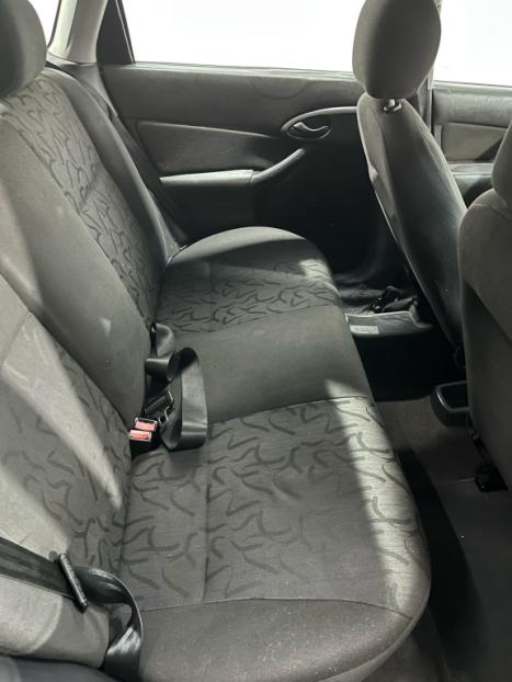 FORD Focus Hatch 1.6 16V 4P SE PLUS FLEX, Foto 9