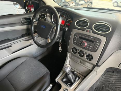FORD Focus Hatch 1.6 16V 4P FLEX GL, Foto 4