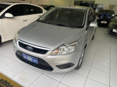 FORD Focus Hatch 1.6 4P GLX, Foto 2