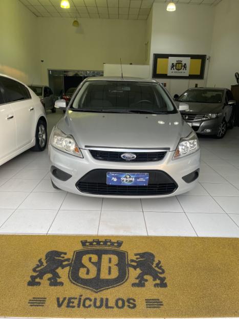 FORD Focus Hatch 1.6 4P GLX, Foto 6