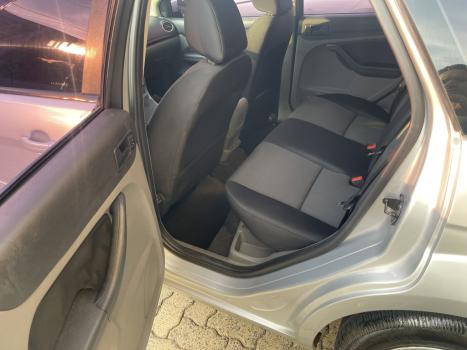 FORD Focus Hatch 1.6 4P GLX, Foto 8