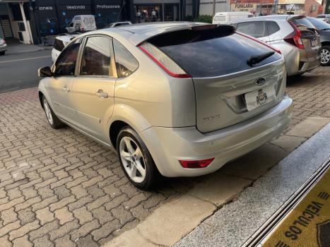 FORD Focus Hatch 1.6 4P GLX, Foto 10