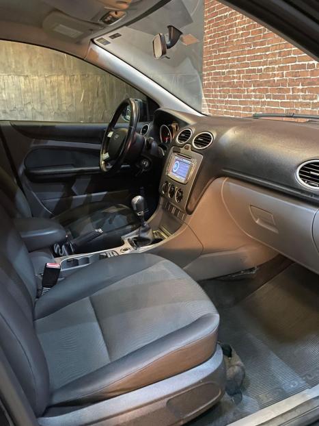 FORD Focus Hatch 1.6 16V 4P SE FLEX, Foto 7
