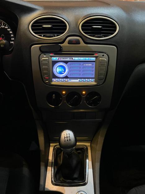 FORD Focus Hatch 1.6 16V 4P SE FLEX, Foto 8