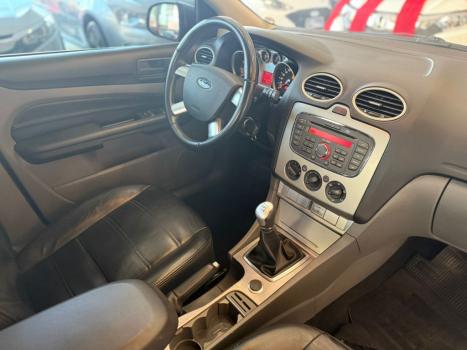 FORD Focus Hatch 1.6 4P GLX FLEX, Foto 9