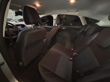 FORD Focus Hatch 1.6 16V 4P SE FLEX, Foto 6