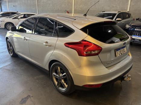 FORD Focus Hatch 1.6 16V 4P SE FLEX, Foto 5