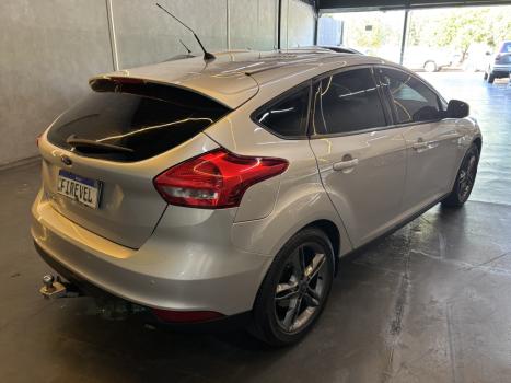 FORD Focus Hatch 1.6 16V 4P SE FLEX, Foto 4