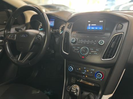 FORD Focus Hatch 1.6 16V 4P SE FLEX, Foto 9