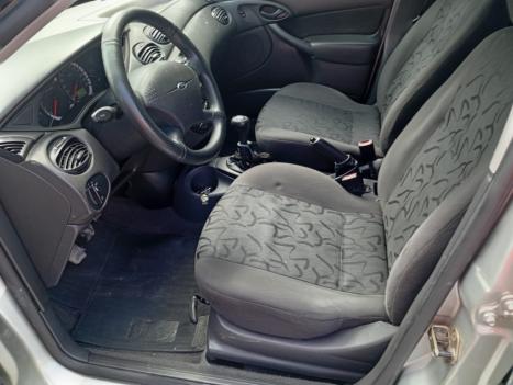FORD Focus Hatch 1.6 16V 4P FLEX GL, Foto 4