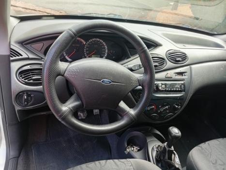FORD Focus Hatch 1.6 16V 4P FLEX GL, Foto 10