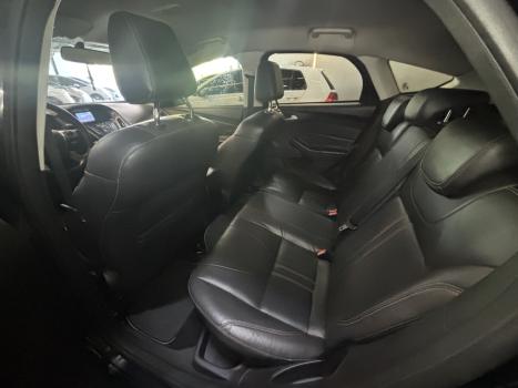 FORD Focus Hatch 1.6 16V 4P SE PLUS FLEX, Foto 6