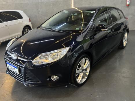 FORD Focus Hatch 1.6 16V 4P SE PLUS FLEX, Foto 3