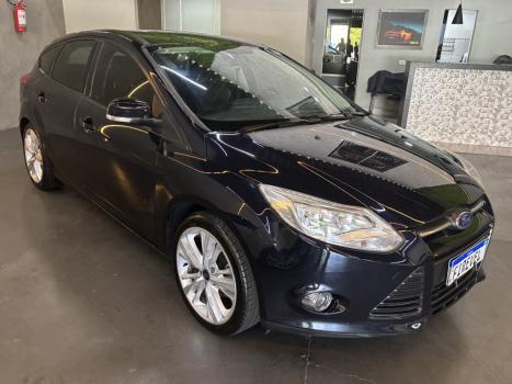FORD Focus Hatch 1.6 16V 4P SE PLUS FLEX, Foto 2
