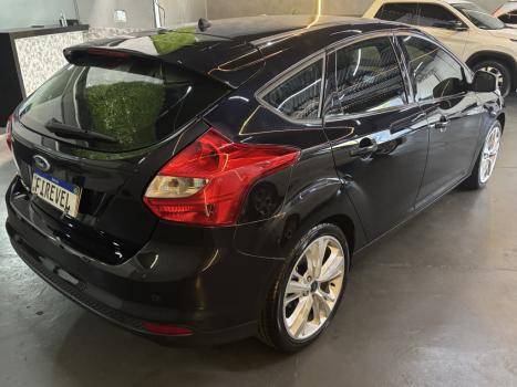 FORD Focus Hatch 1.6 16V 4P SE PLUS FLEX, Foto 4