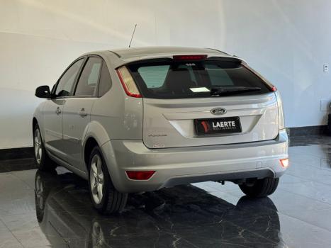 FORD Focus Hatch 1.6 16V 4P SE FLEX, Foto 4