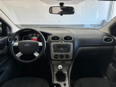 FORD Focus Hatch 1.6 16V 4P SE FLEX, Foto 8