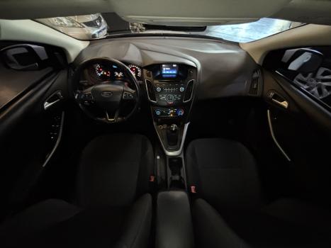 FORD Focus Hatch 1.6 16V 4P SE FLEX, Foto 6