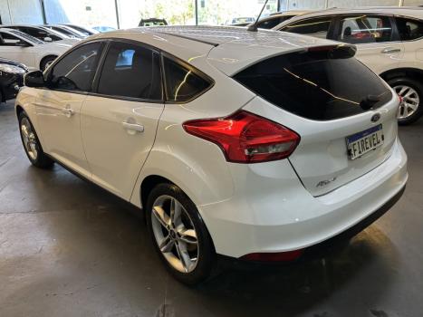 FORD Focus Hatch 1.6 16V 4P SE FLEX, Foto 5