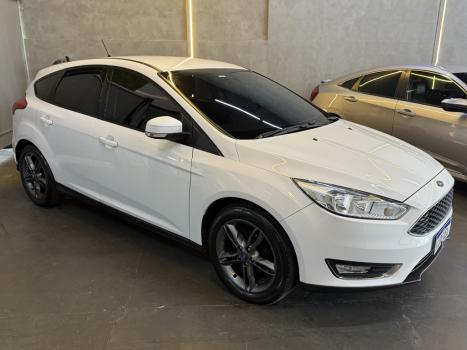 FORD Focus Hatch 1.6 16V 4P SE FLEX, Foto 1