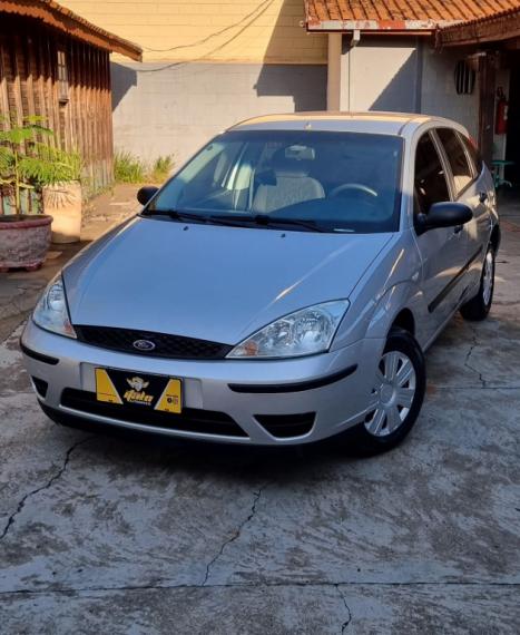 FORD Focus Hatch 1.6 4P, Foto 1
