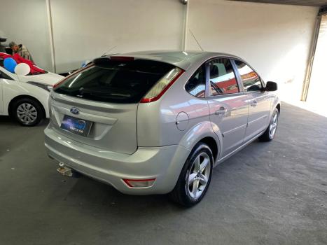 FORD Focus Hatch 1.6 4P FLEX GL, Foto 6