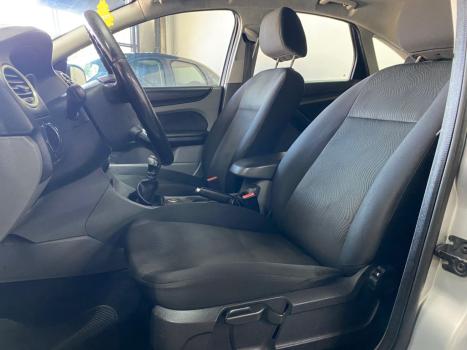 FORD Focus Hatch 1.6 4P FLEX GL, Foto 7