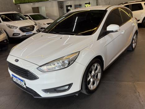 FORD Focus Hatch 1.6 16V 4P SE PLUS FLEX, Foto 2