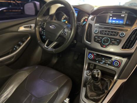 FORD Focus Hatch 1.6 16V 4P SE PLUS FLEX, Foto 10