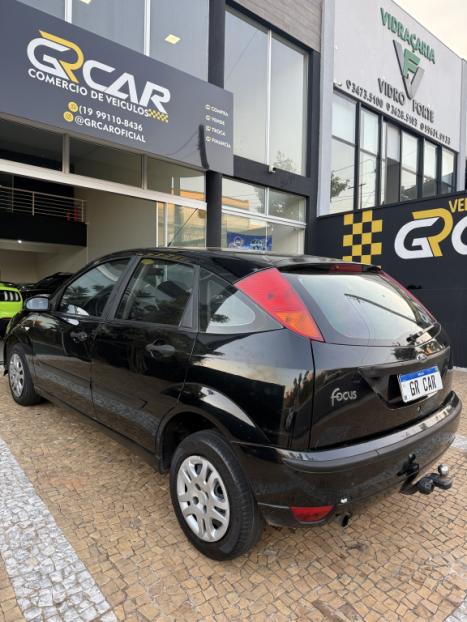 FORD Focus Hatch 1.6 4P, Foto 4