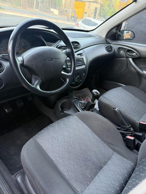 FORD Focus Hatch 1.6 4P, Foto 9