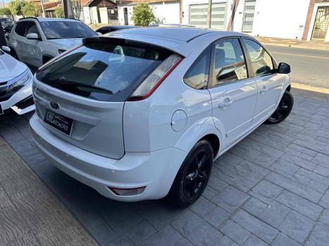 FORD Focus Hatch 1.6 4P FLEX GL, Foto 4