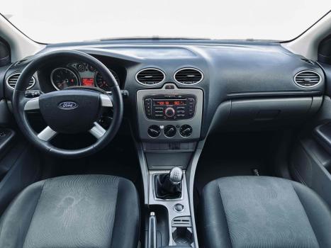 FORD Focus Hatch 1.6 4P FLEX GL, Foto 8