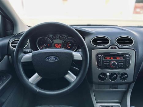 FORD Focus Hatch 1.6 4P FLEX GL, Foto 9