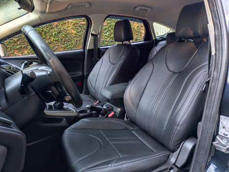 FORD Focus Hatch 1.6 4P, Foto 11