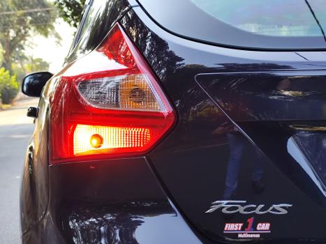 FORD Focus Hatch 1.6 4P, Foto 19