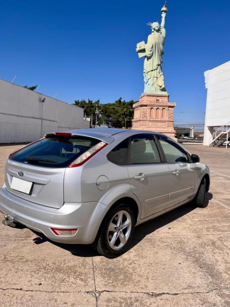 FORD Focus Hatch 1.6 4P GLX FLEX, Foto 4
