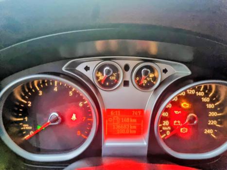 FORD Focus Hatch 1.6 16V 4P SE FLEX, Foto 17