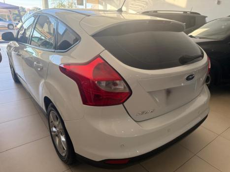 FORD Focus Hatch 1.6 16V 4P SE FLEX, Foto 3