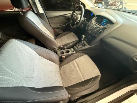 FORD Focus Hatch 1.6 16V 4P SE FLEX, Foto 8