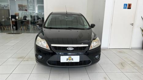 FORD Focus Hatch 1.6 4P GLX, Foto 2