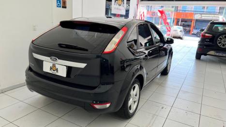 FORD Focus Hatch 1.6 4P GLX, Foto 14