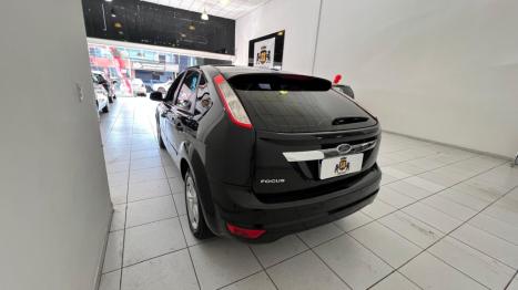 FORD Focus Hatch 1.6 4P GLX, Foto 15
