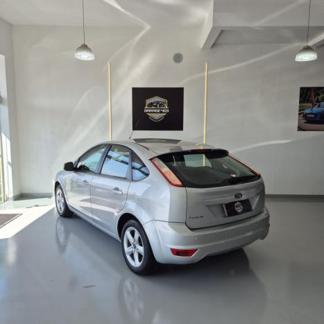 FORD Focus Hatch 1.6 4P GLX, Foto 4