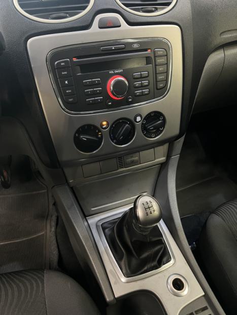 FORD Focus Hatch 1.6 16V 4P SE FLEX, Foto 7