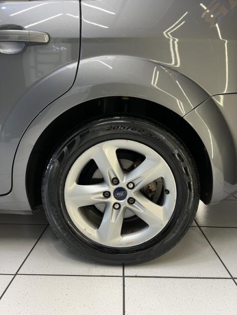 FORD Focus Hatch 1.6 16V 4P SE FLEX, Foto 9