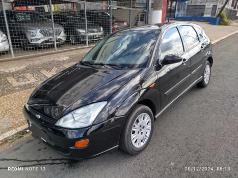 FORD Focus Hatch 1.8 16V 4P, Foto 1