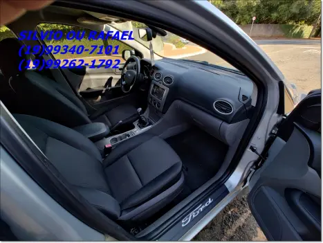 FORD Focus Hatch 2.0 16V 4P GLX FLEX, Foto 4