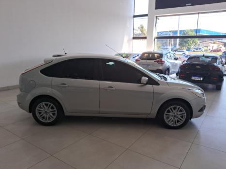 FORD Focus Hatch 2.0 16V 4P GLX FLEX, Foto 8