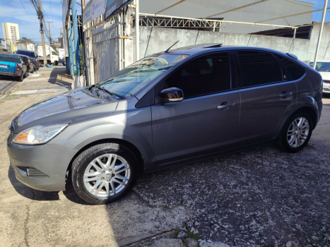 FORD Focus Hatch 2.0 16V 4P GHIA AUTOMTICO, Foto 7